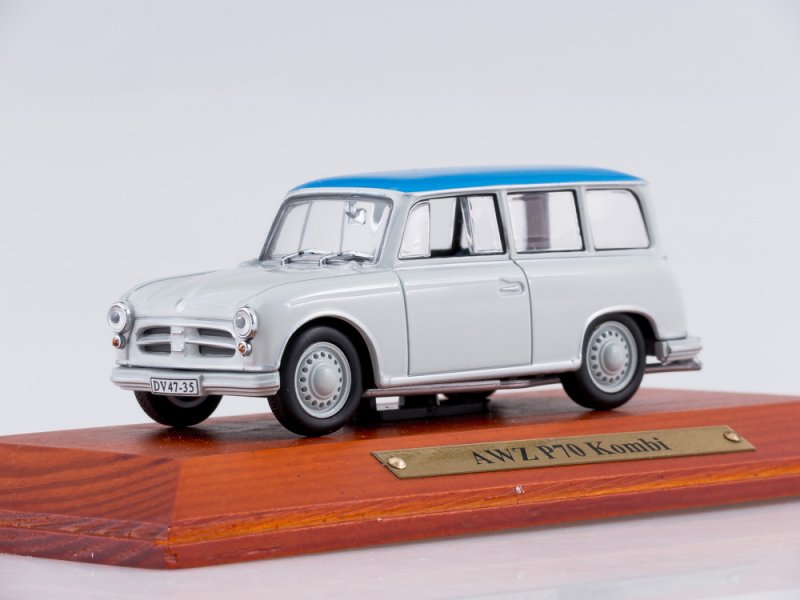 1:43 AWZ P70 Kombi, grey / blue roof - 7130137