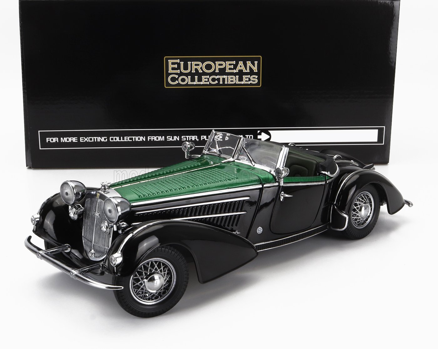 1:18 HORCH 855 Roadster Open (1939), Black Green - 2409