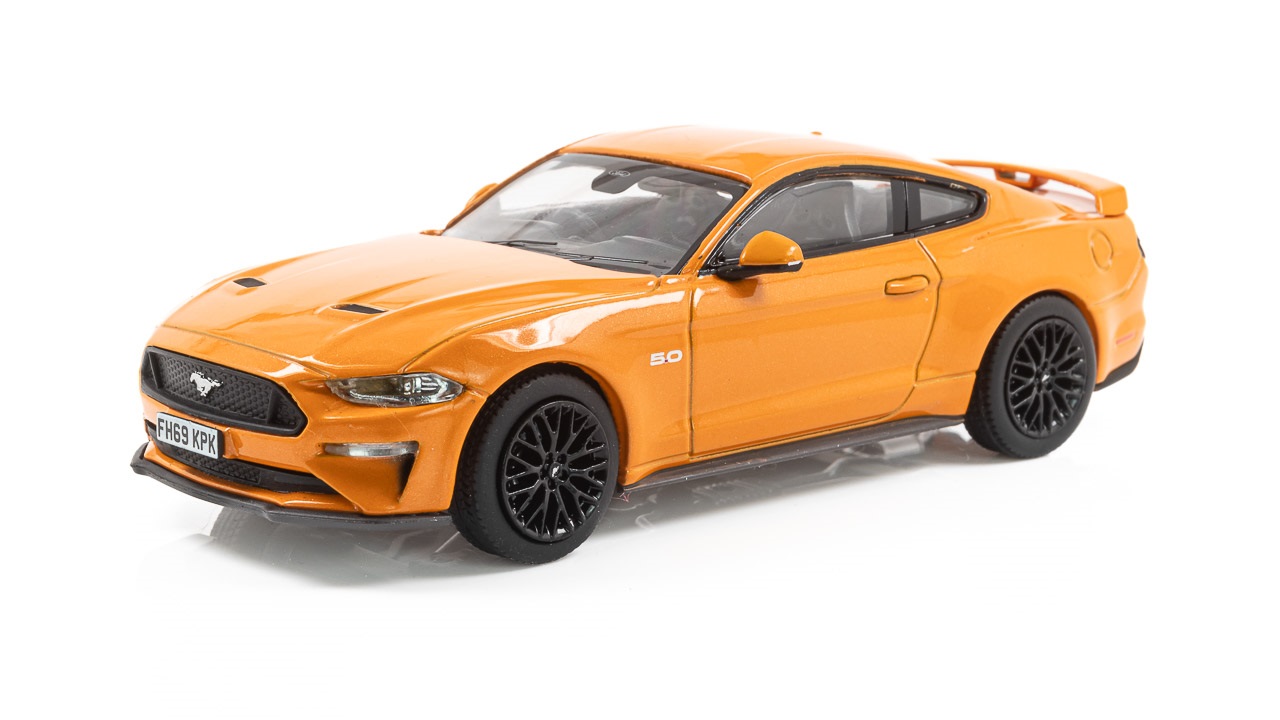 1:43 FORD Mustang GT Fastback (Mk6) (2019) Orange Fury - VA15502