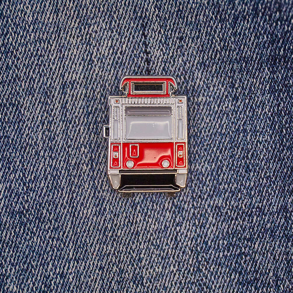 Значок 'КТМ-5', красный / белый - TAG059