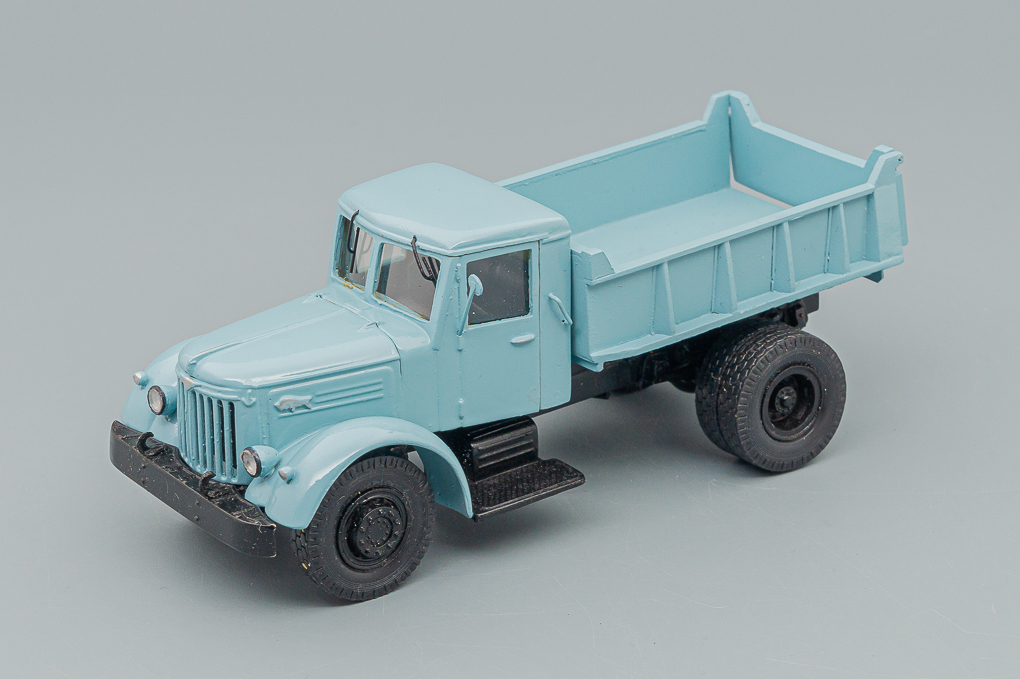 1:43 Минский-205 самосвал, голубой - LOT01080