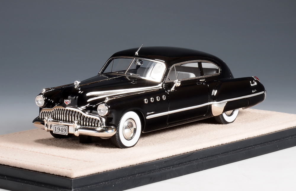 1:43 BUICK Roadmaster Sedanette (1949), black - STM493003