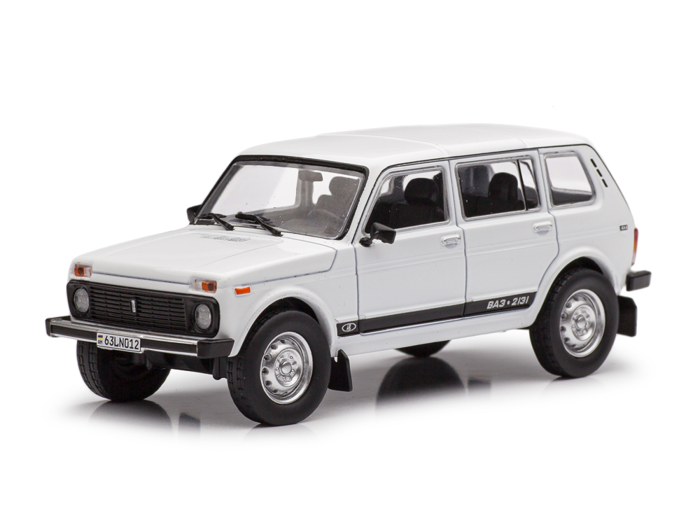 1:43 Волжский 2131 Нива 5 дв. белый - ARM012