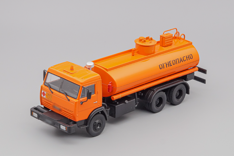 1:43 КАМАЗ 5320 (53215) Топливозаправщик, Автомобиль на службе 69, оранжевый - ANS069-X2