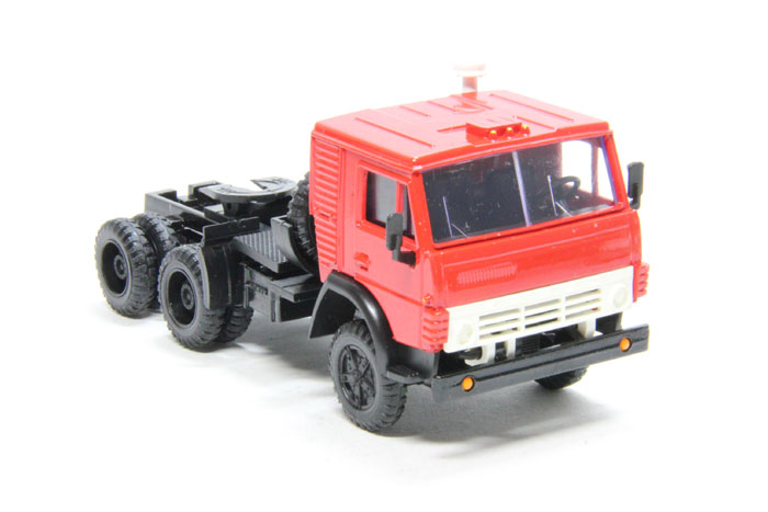 1:43 КАМАЗ 5410 седельный тягач, красный - ELK-1121