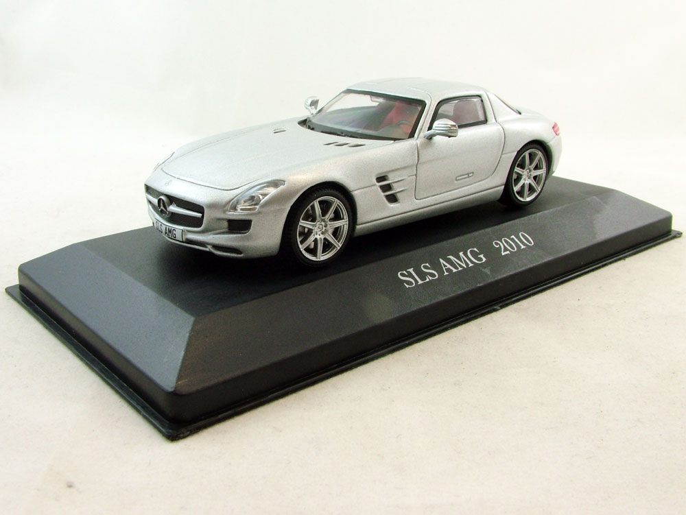 1:43 MERCEDES-BENZ SLS AMG (2010), Mercedes-Benz Offizielle Modell-Sammlung 34, silver - MB034