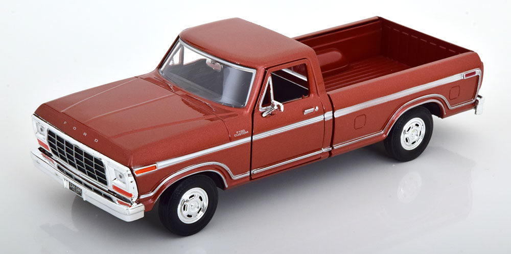 1:24 FORD F-150 Custom (1979), brown metallic - 79346bn