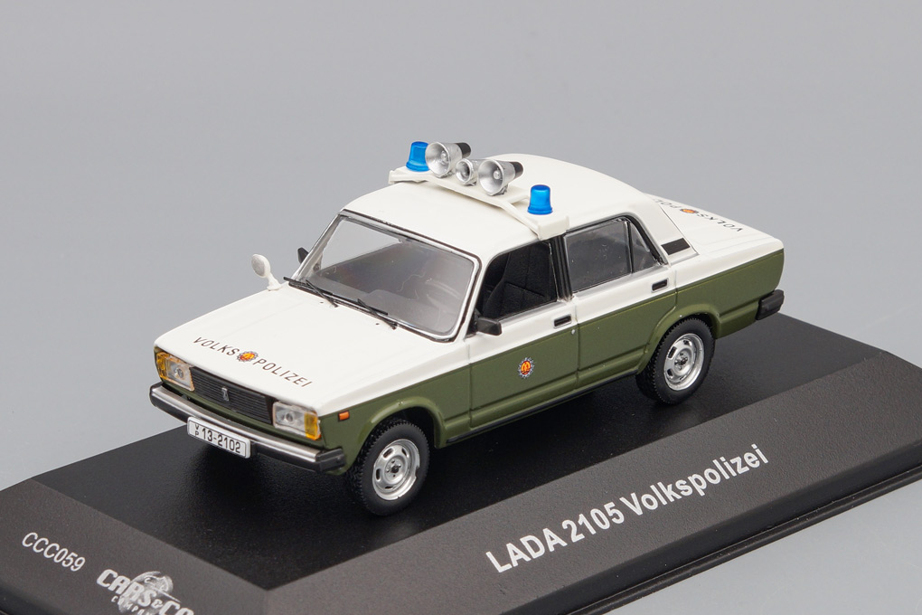 1:43 LADA 1200 (2105) Sedan Volkspolizei, white / green - CCC059-X1