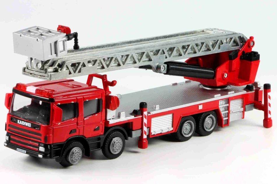 1:50 Dx2 Ladder Fire Engine Пожарные - ATC64043