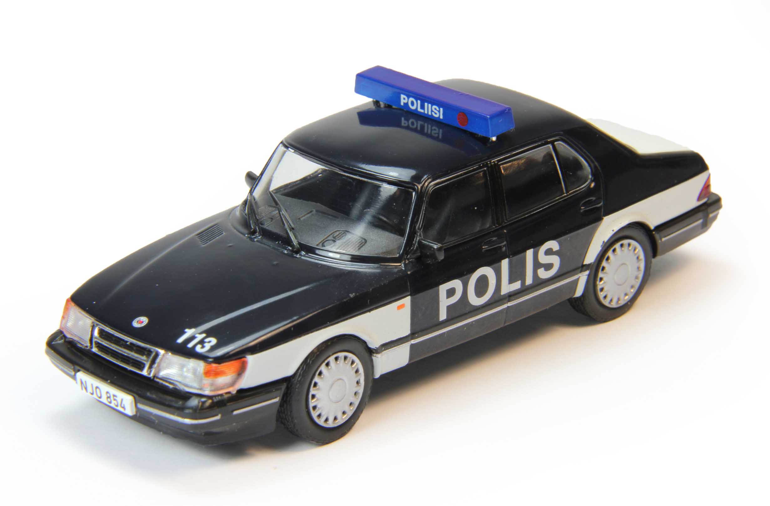 1:43 SAAB 900 turbo Полиция Финляндии, Полицейские Машины Мира 72, черно-белый - PCW072