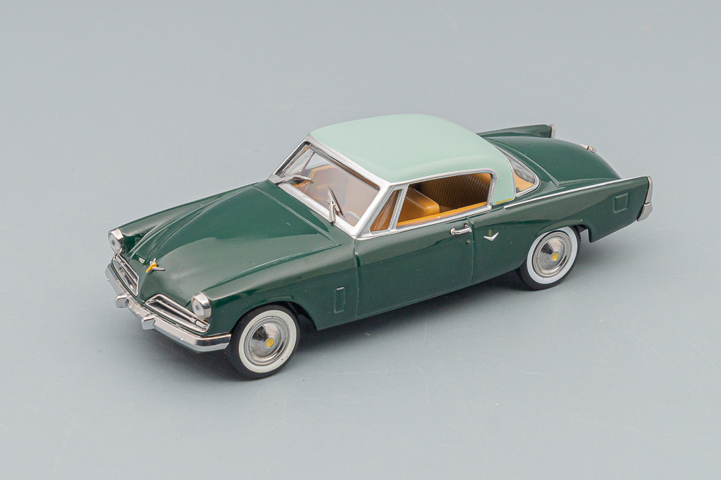 1:43 (Уценка!) STUDEBAKER Commander Speedster Hardtop (1953), green - 43007C-Z1