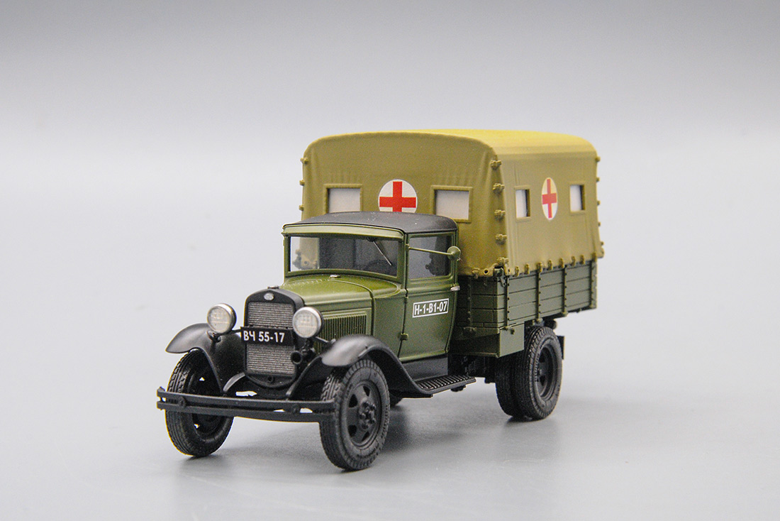 1:43 ГАЗ АА, бортовой с тентом, санитарный (хаки) - SL300-5