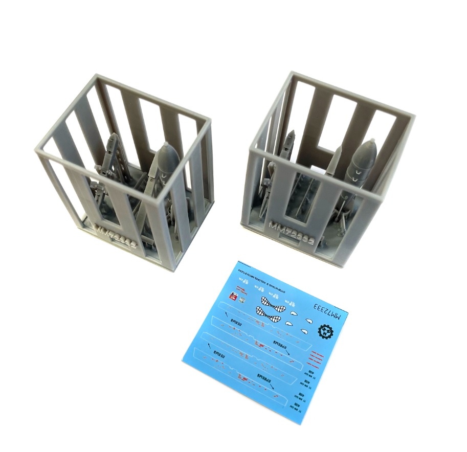 1:72 Бомбы с УМПК ФАБ-250М62 + пилон + декали, 2 шт. - ММ72333