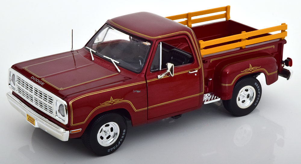 1:18 DODGE Warlock 2 D100 Utiline (1979), red metallic - AW298