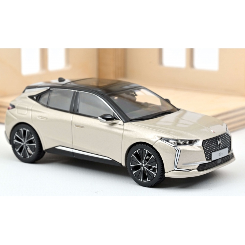 1:43 CITROEN DS4 E-Tense (кроссовер) 2021 Cristal Pearl - 170040
