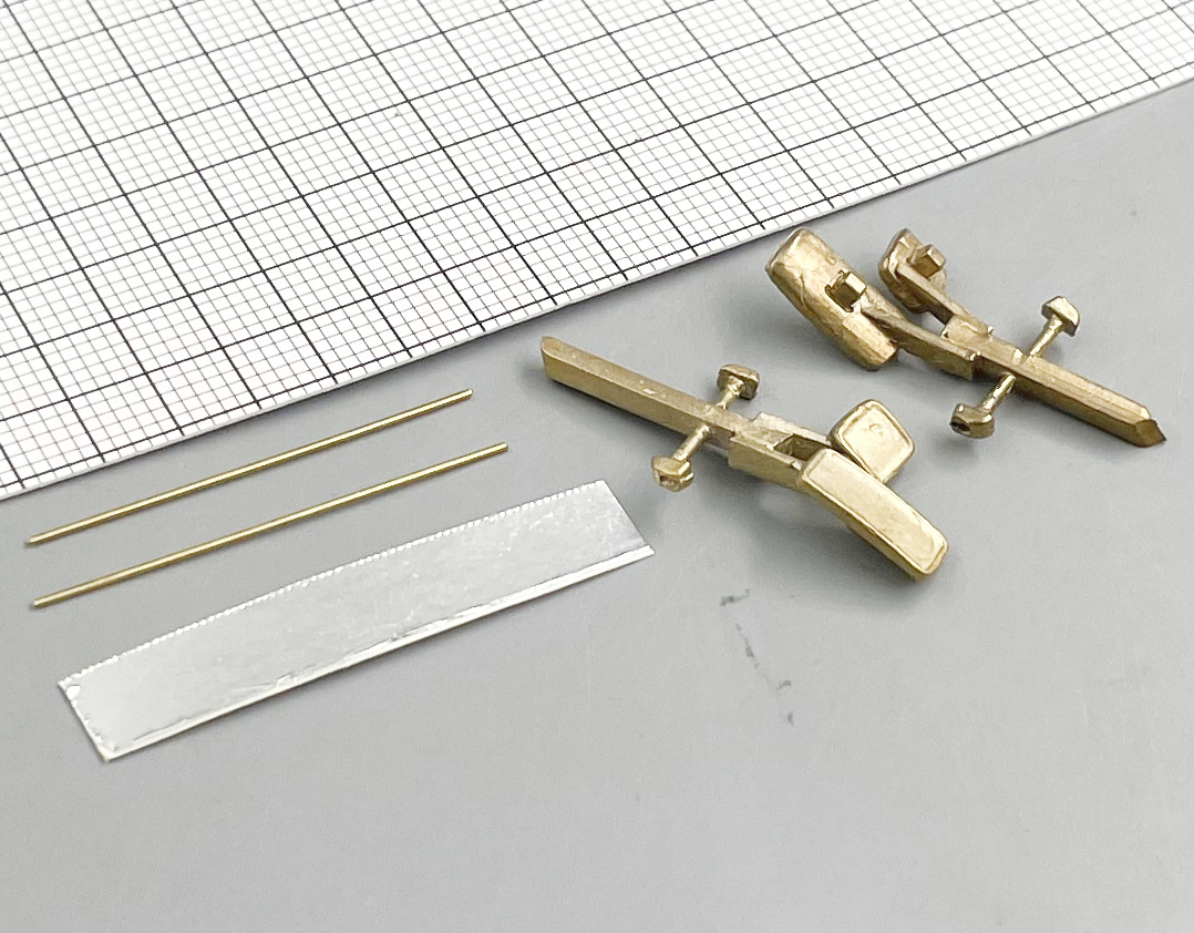 1:43 Комплект зеркал для Камских грузовиков - MSH218