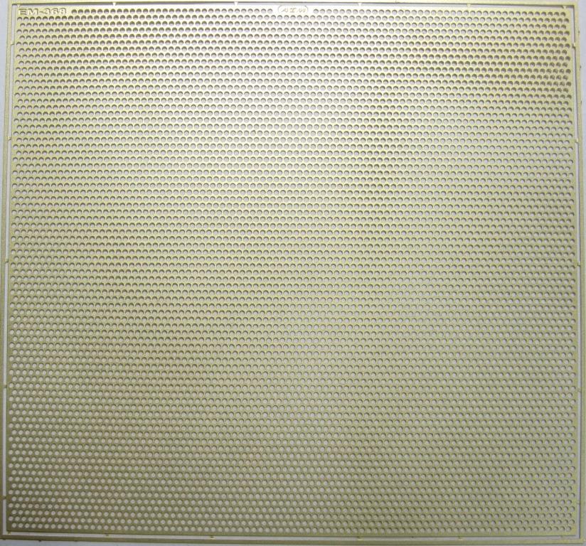 1:43 Фототравление Сетка круг D=0,7 S=0,3 80*85 - EM-368