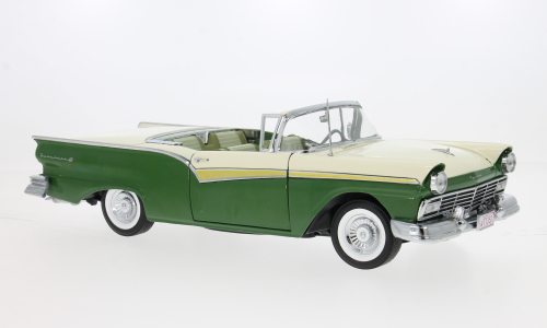 1:18 FORD Fairlane 500 Skyliner (1957), green/beige - 1352