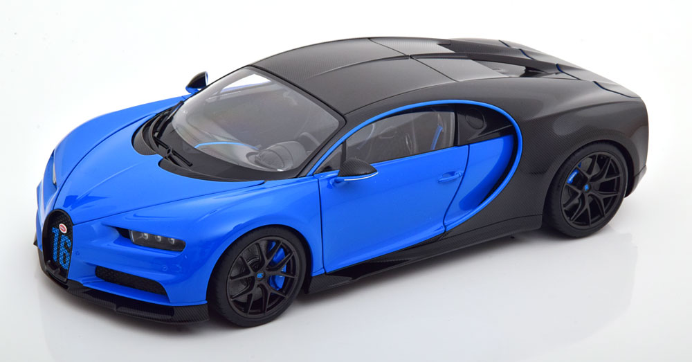1:18 BUGATTI Chiron Sport (2019), blau/carbon - 70997