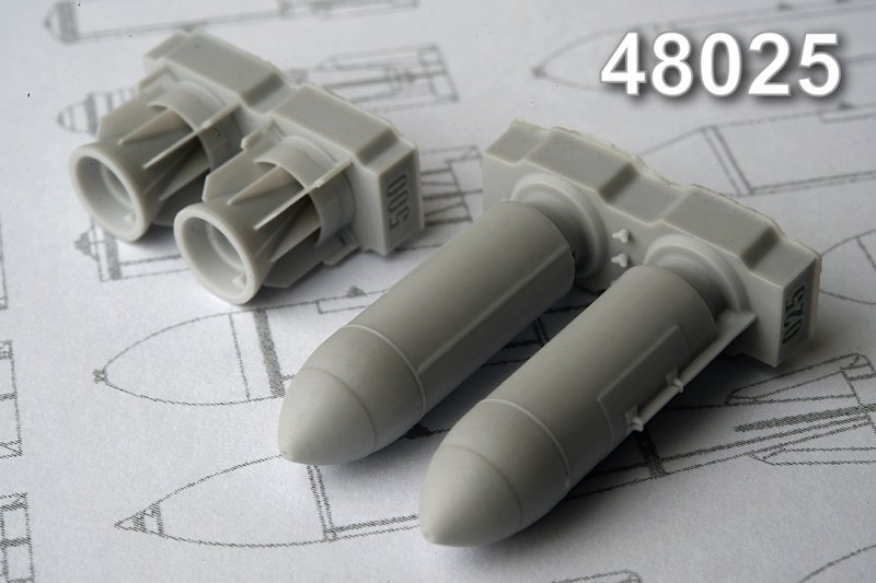 1:48 Набор для доработки Российская разовая бомбовая кассета РБК-500 ПТАБ-1 (2 шт.) - AMC48025