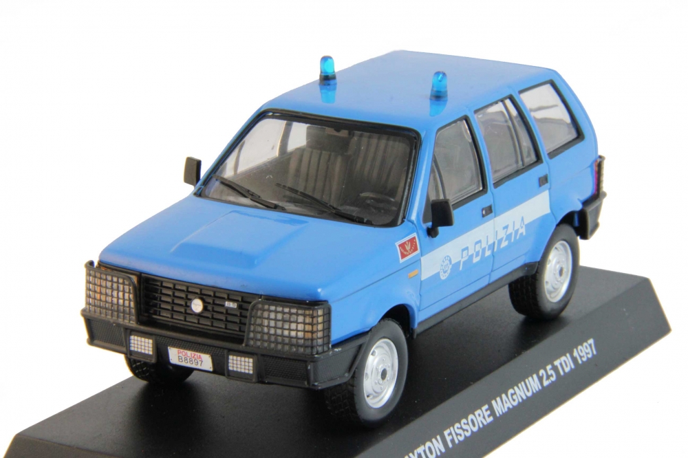 1:43 RAYTON Fissore Magnum 2,5 TDI, СпецВыпуск 2, blue - PCW998