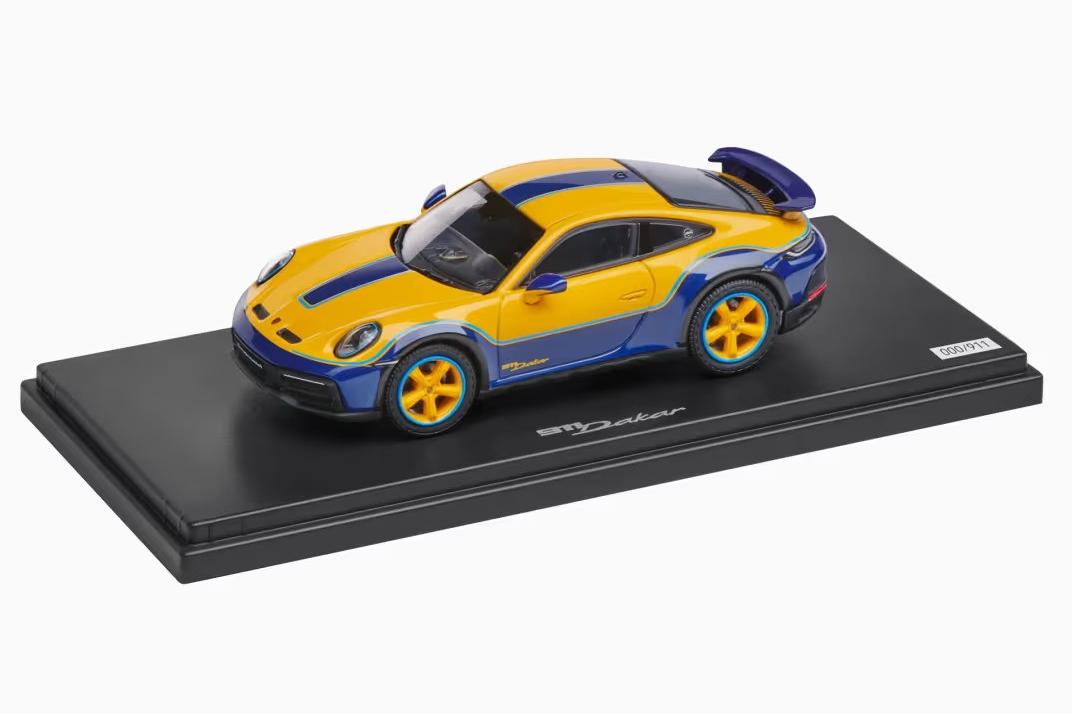 1:43 PORSCHE 911 992 Coupe Dakar Special Request (2024), yellow/blue - WAP020550260DK