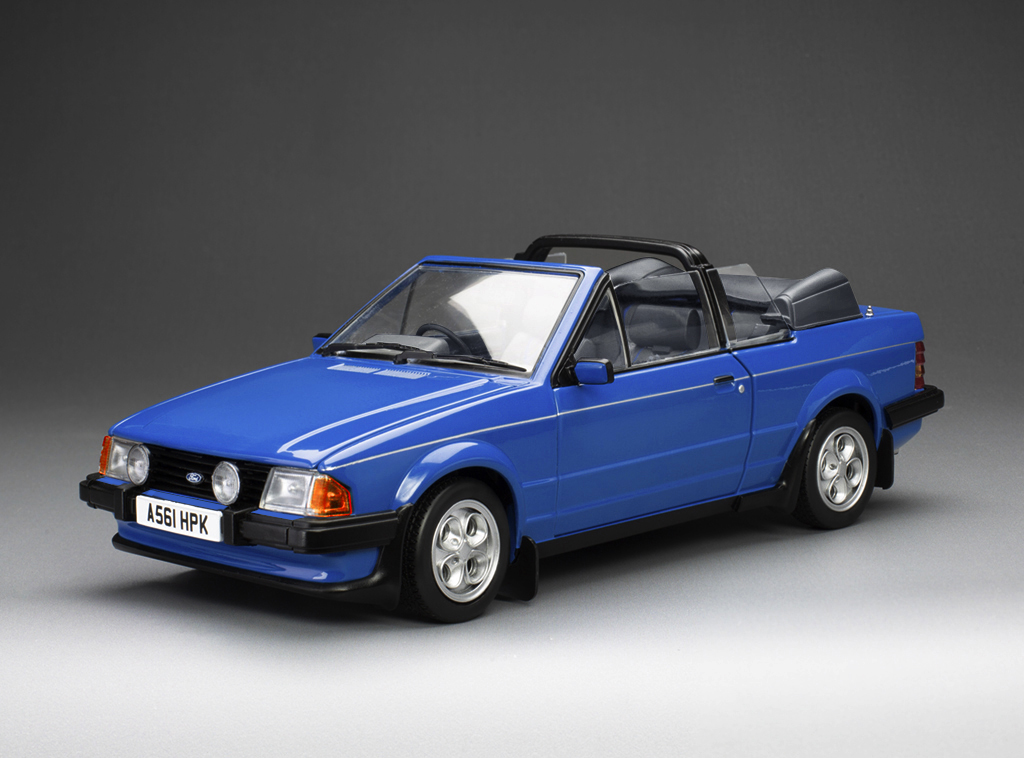 1:18 FORD Escort XR3i Cabriolet (1984), azure blue - 4988R