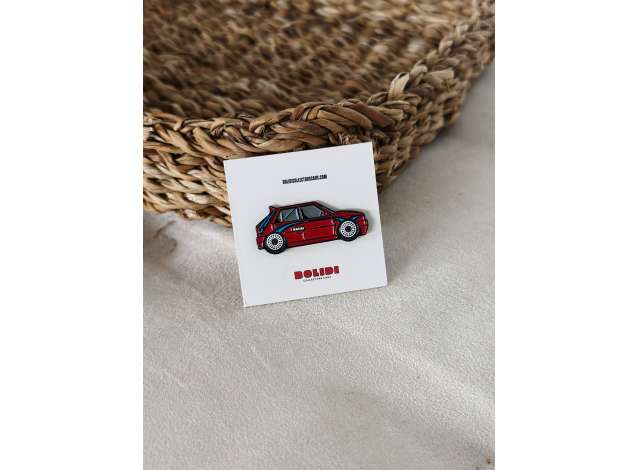1:0 Значок Pin Lancia Delta *Tribute to Martini Livery*, red - ENPN024