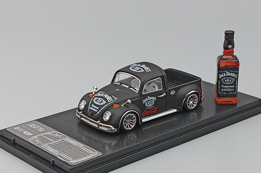 1:64 VOLKSWAGEN Beetle PickUp Whisky Livery, matt black - CM420WL