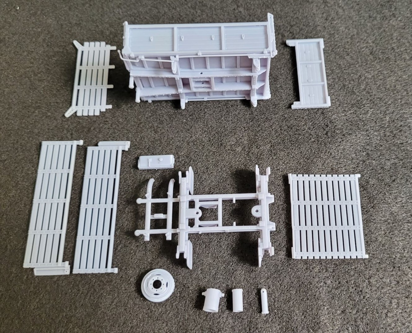 1:43 Сборная модель ЗИL ММЗ 554М - Fmlab0002