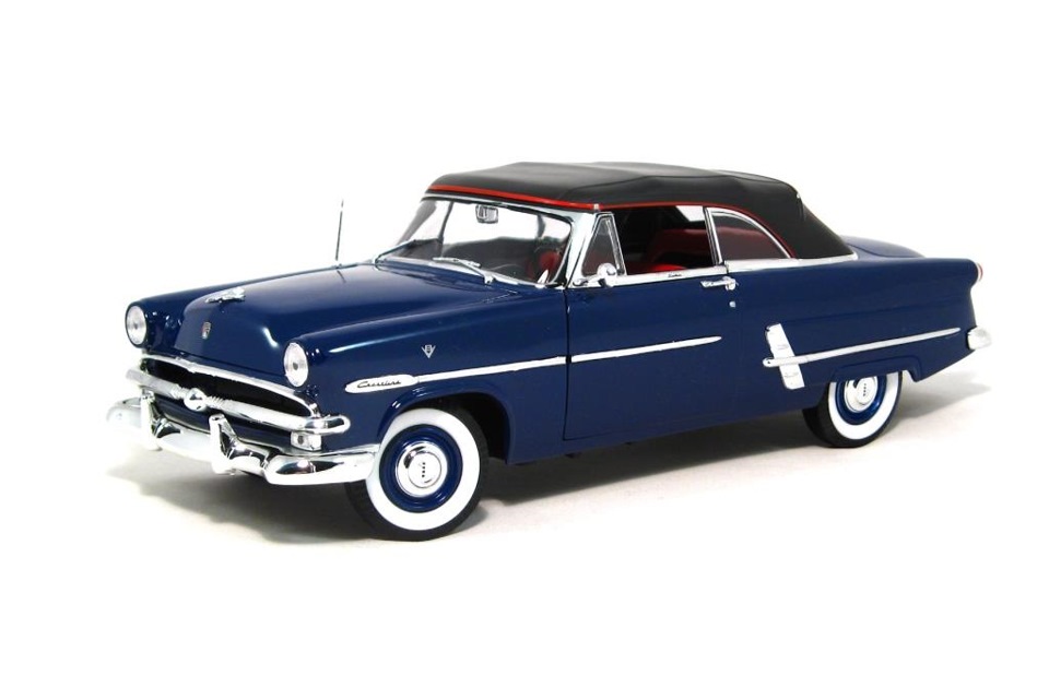 1:18 FORD Crestline Sunliner cabriolet soft-top closed (1953), blue - 12525H-BU