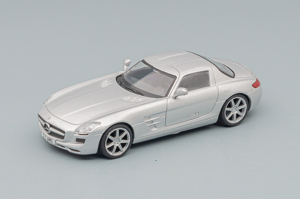 1:43 MERCEDES-BENZ SLS AMG, Суперкары 14, silver - SUP014-X4