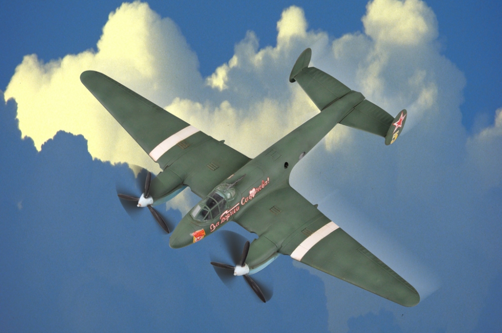 1:72 Сборная модель Самолет Soviet PE-2 Bomber - 80296
