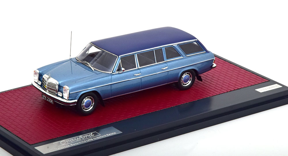 1:43 MERCEDES-BENZ 230/8 W114 LWB Crayford Estate (1971), blue metallic blue - MX51302-212
