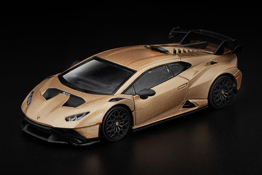 1:64 LAMBORGHINI Huracan STO, matte gold - PR640413