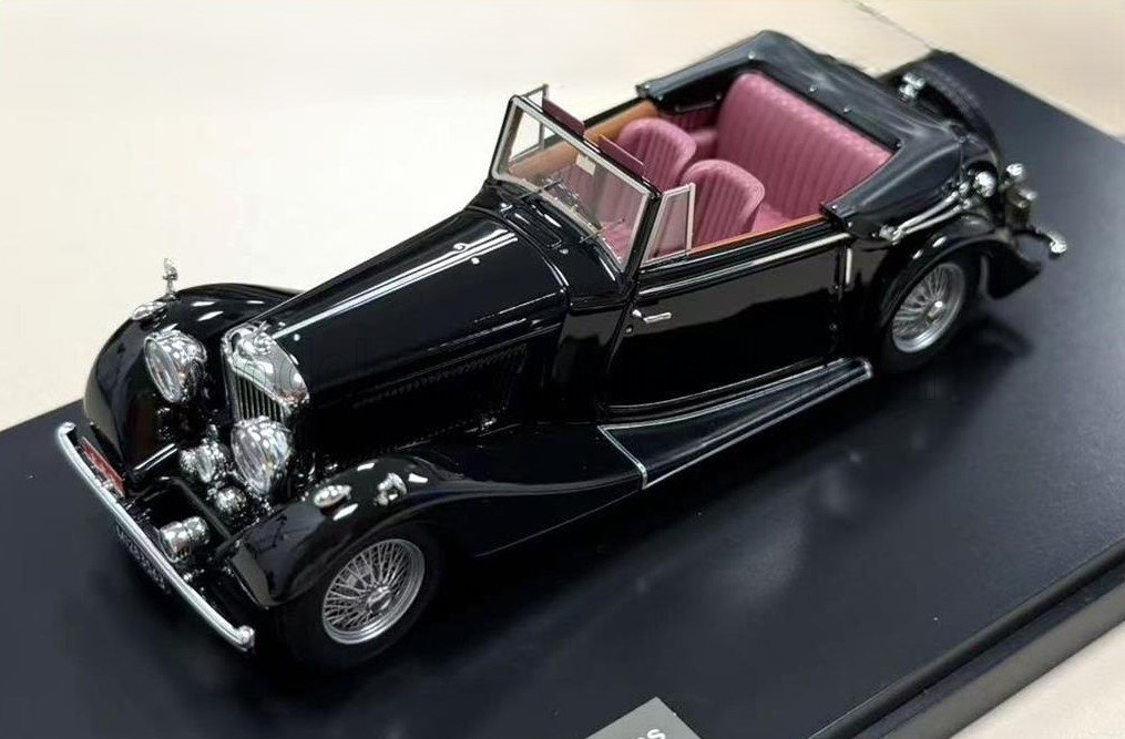 1:43 BENTLEY 4¼ LITRE DHC Vanden Plas Cabriolet (1939), black - MX50201-183