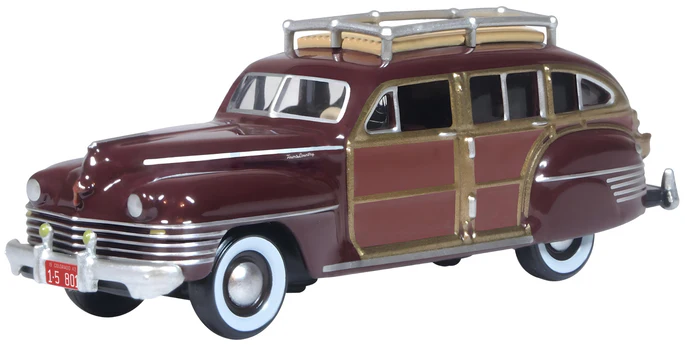1:87 CHRYSLER Town & Country Woody Wagon (1942), dark red - 87CB42001