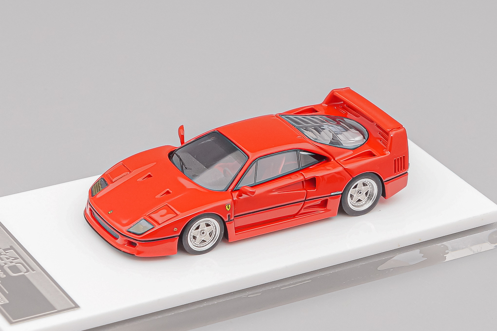 1:64 (Б/У) FERRARI F40 Classic (1990), Rosso Corsa - 06A-X1