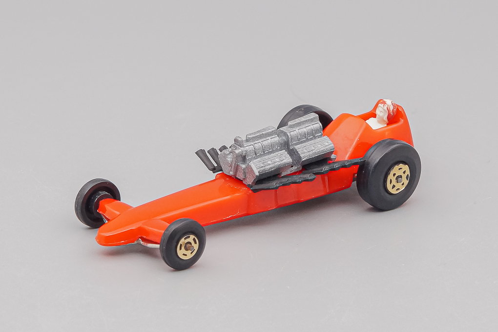 1:48 Dragster (Estetyka) - LOT01369