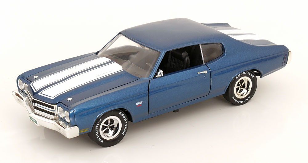 1:18 CHEVROLET Chevelle SS454 LS6 (1970), blue metallic/white - 7323