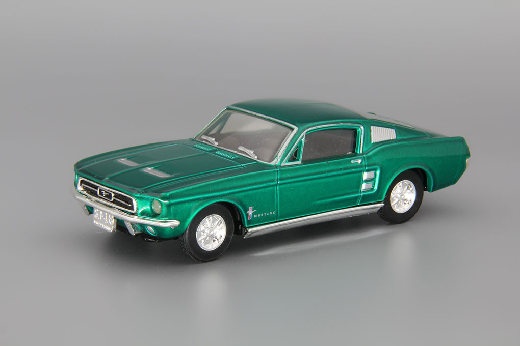 1:43 FORD Mustang Fast Back (1967), green metallic - DY-016gr-X1