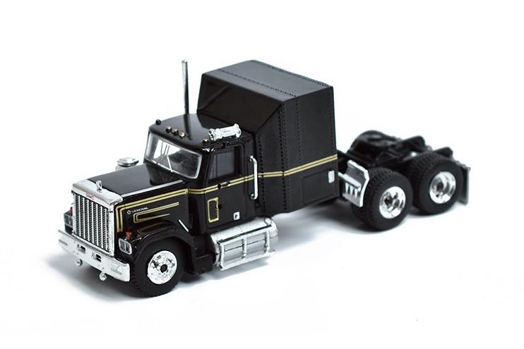 1:87 GMC General (1977), black - 85776