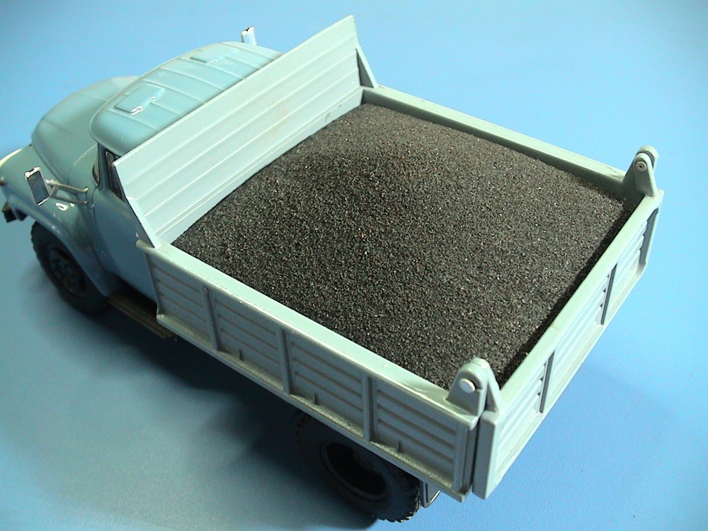 1:43 Груз в кузов асфальт для ММЗ-4502 - GK032