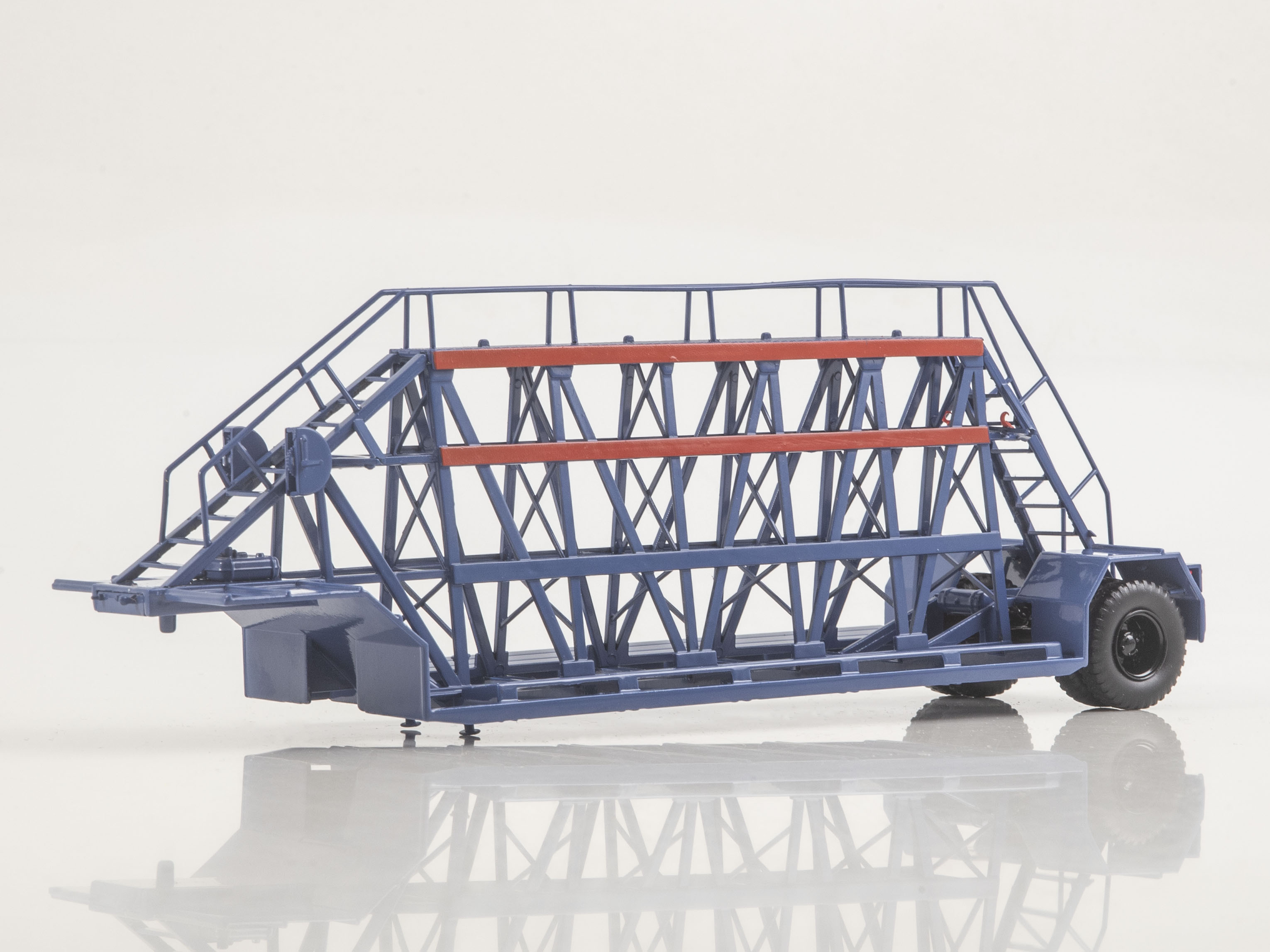 1:43 Полуприцеп НАМИ 790, синий - 104547