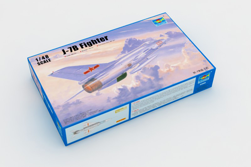 1:48 Сборная модель Китайский истребитель Chengdu J-7B - 02860