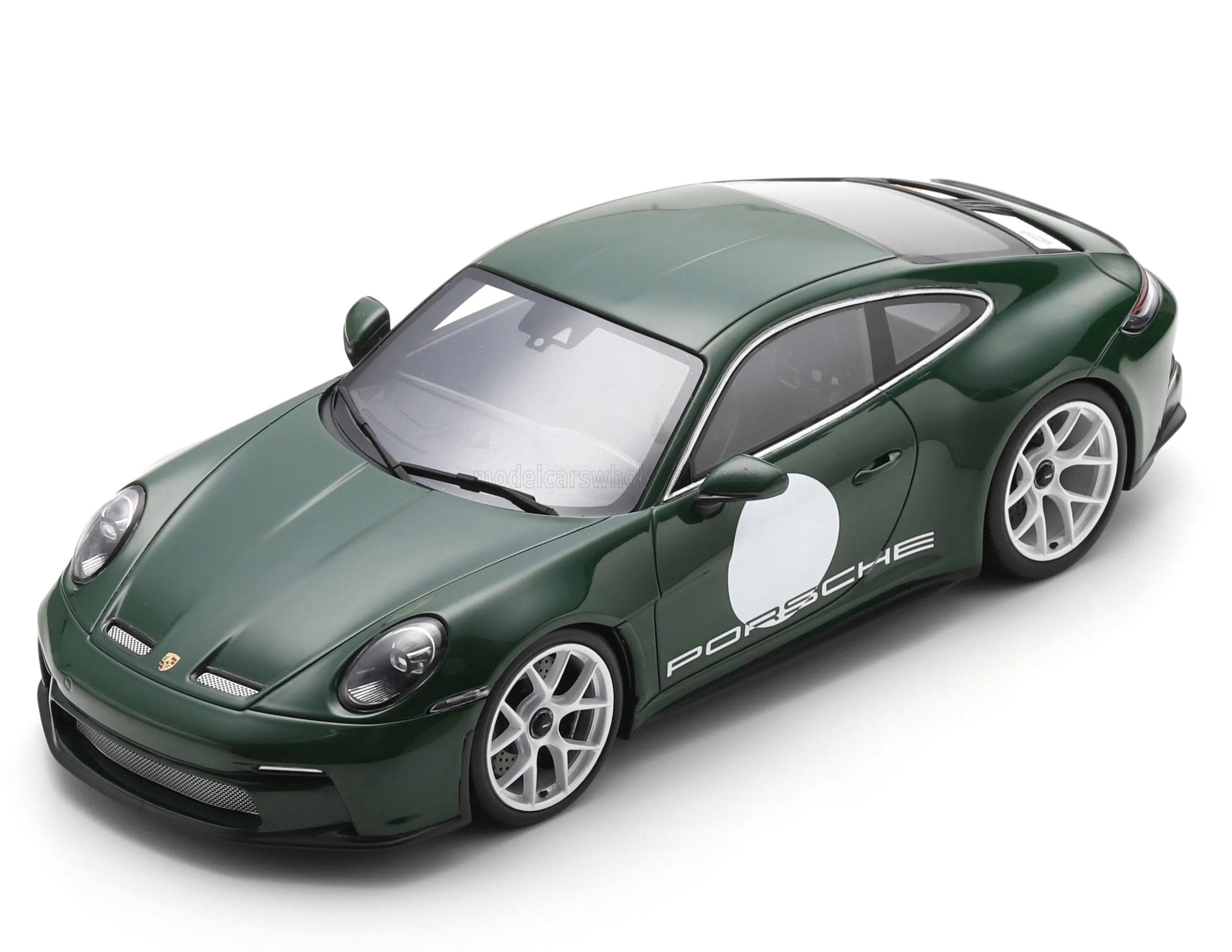 1:18 PORSCHE 911 992 S/T Coupe (2023), green - 18S1090
