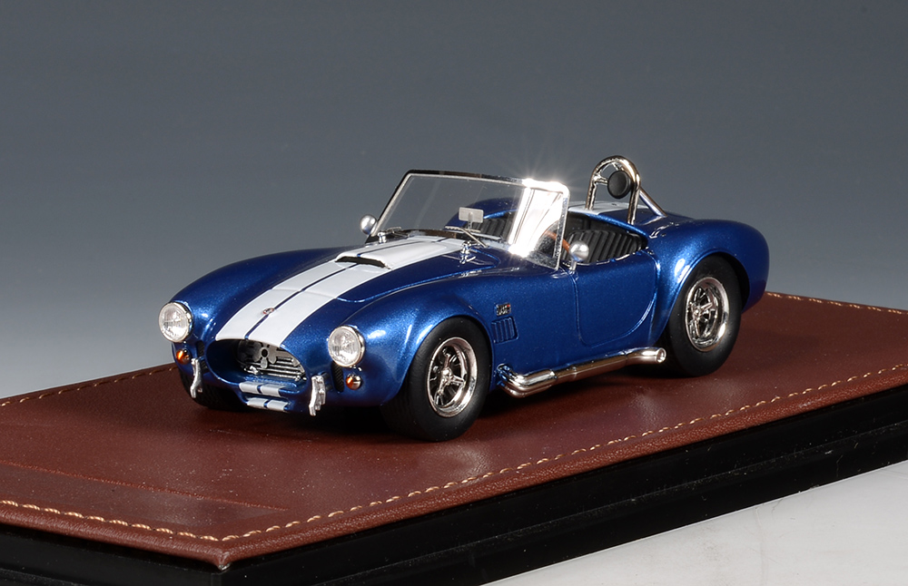 1:43 AC SHELBY Cobra 427 S/C (1966), Guardsman Blue - GLM100103