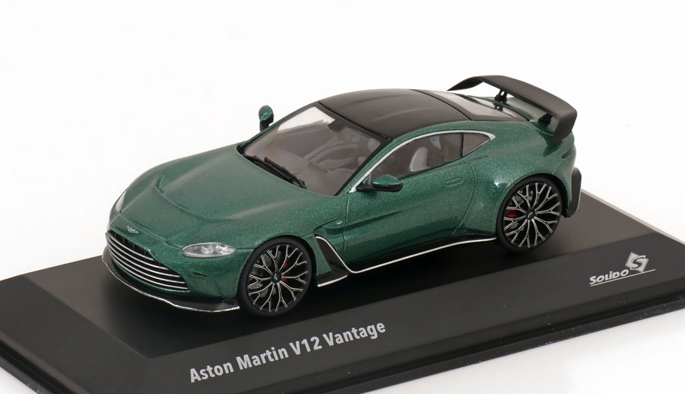 1:43 ASTON MARTIN V12 Vantage (2023), green metallic - S43614101