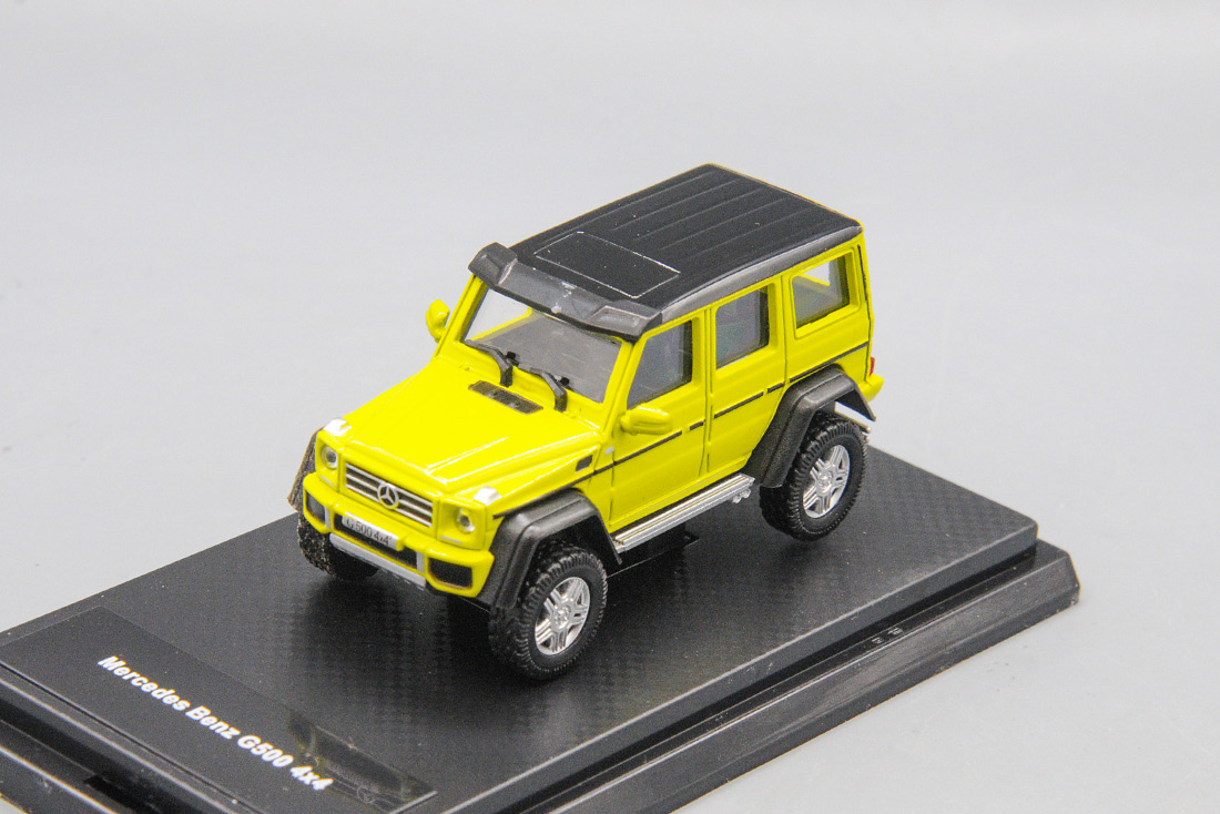 1:64 MERCEDES-BENZ G500 4X4, желтый - CHPM-G500