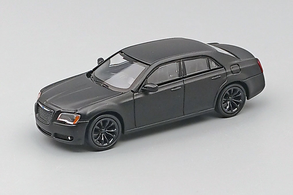 1:64 CHRYSLER 300C (2011), matte black - 596-64